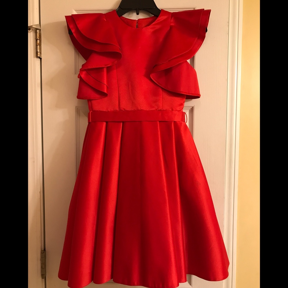 Red dress/ Ruffle sleeves/ Pleated skirt/ Size 10-12